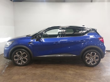 Used Renault Captur 2023 for sale - 78816429: Photo