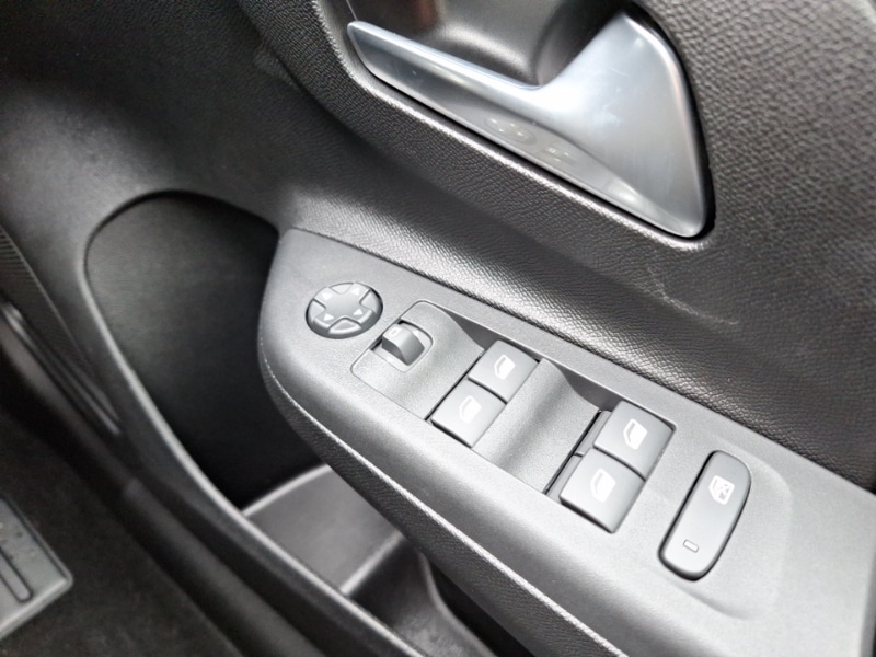 Used Vauxhall Corsa 2025 for sale - 76614002: Photo 16