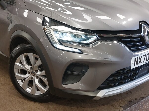 Used Renault Captur 2020 for sale - 76281888: Photo 9