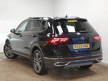 Used Volkswagen Tiguan Allspace 2023 for sale - 78151398: Photo