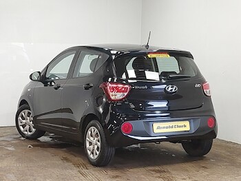 Used Hyundai i10 2018 for sale - 78446663: Photo
