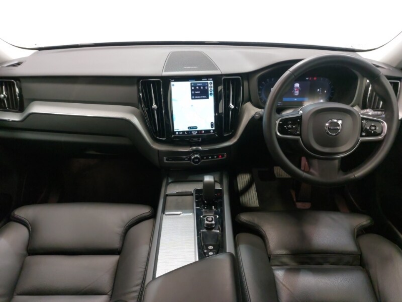 Used Volvo XC60 2023 for sale - 77495228: Photo 2
