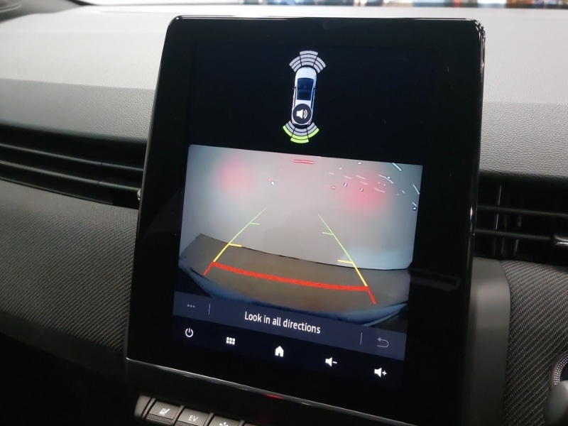 Used Renault Clio 2024 for sale - 76860361: Photo 17