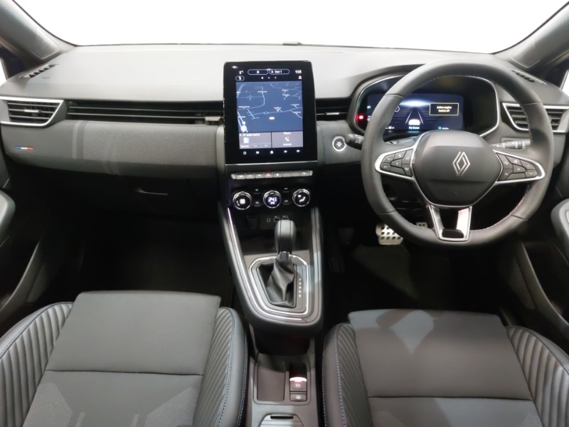 Used Renault Clio 2024 for sale - 76860361: Photo 2