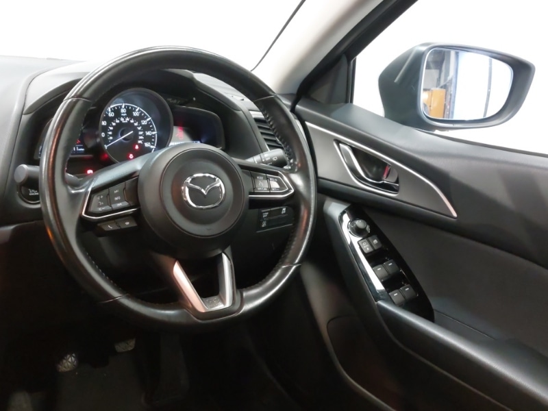 Used Mazda Mazda3 2018 for sale - 77433461: Photo 11