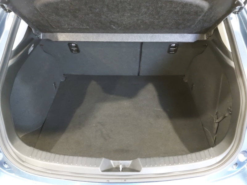 Used Mazda Mazda3 2018 for sale - 77433461: Photo 8