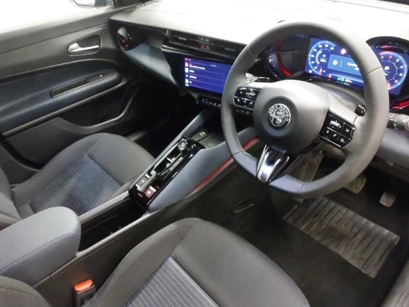 Used Alfa Romeo Junior 2025 for sale - 78006217: Photo 18