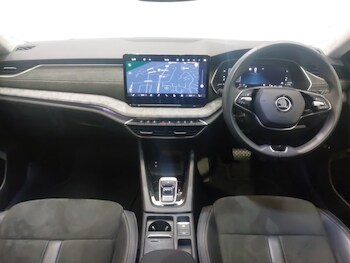 Used Skoda Octavia 2024 for sale - 78326803: Photo