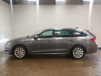 Used Skoda Octavia 2024 for sale - 78326803: Photo