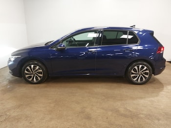 Used Volkswagen Golf 2021 for sale - 77114762: Photo