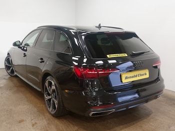 Used Audi A4 2022 for sale - 77119212: Photo