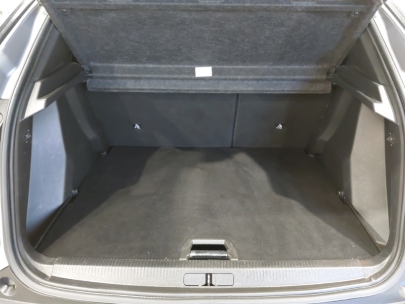 Used Peugeot 2008 2020 for sale - 76583580: Photo 8