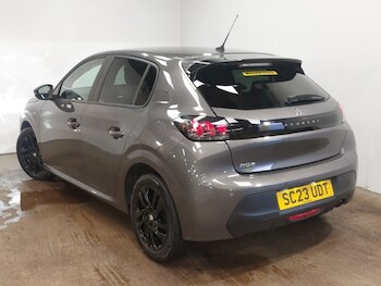 Used Peugeot 208 2023 for sale - 76493530: Photo