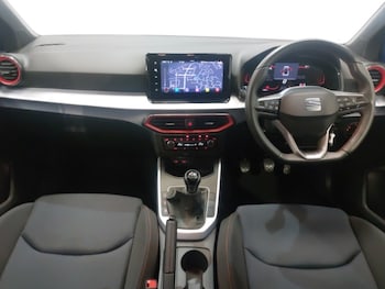 Used SEAT Arona 2023 for sale - 76145667: Photo