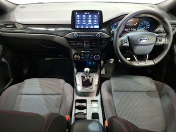 Used Ford Focus 2018 for sale - 79195420: Photo