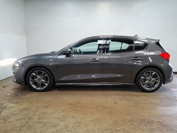 Used Ford Focus 2018 for sale - 79195420: Photo