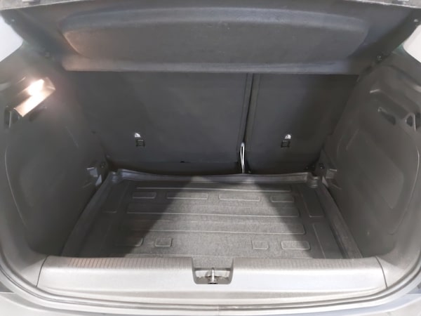 Used Vauxhall Crossland 2021 for sale - 76225833: Photo 8