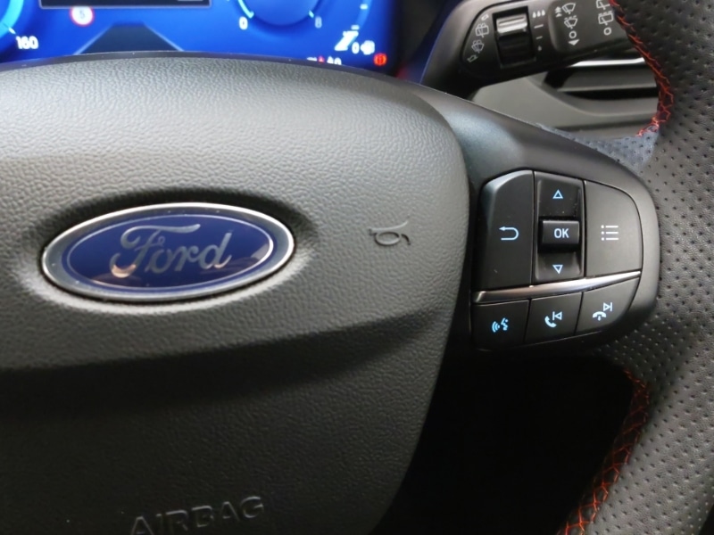 Used Ford Focus 2023 for sale - 78033159: Photo 16