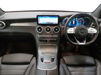 Used Mercedes-Benz GLC 2021 for sale - 76543398: Photo