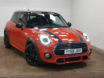 Used MINI Hatch 2018 for sale - 77856169: Photo