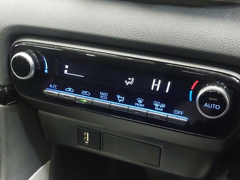 Used Toyota Yaris 2022 for sale - 76630611: Photo 13