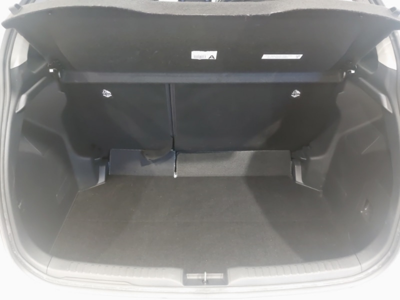 Used Toyota Yaris 2022 for sale - 76630611: Photo 8