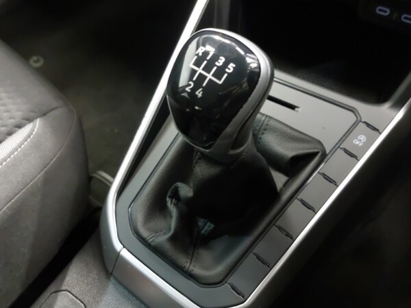 Used Volkswagen Polo 2023 for sale - 76254672: Photo 12