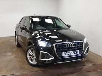 Audi - Q2