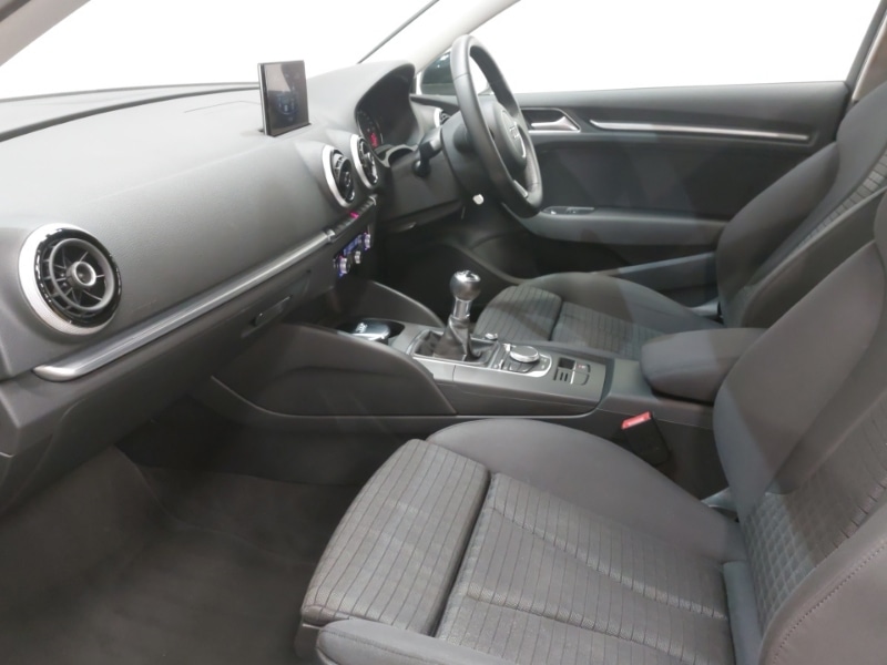 Used Audi A3 2015 for sale - 77357820: Photo 5