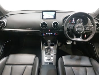 Used Audi A3 2018 for sale - 76983134: Photo