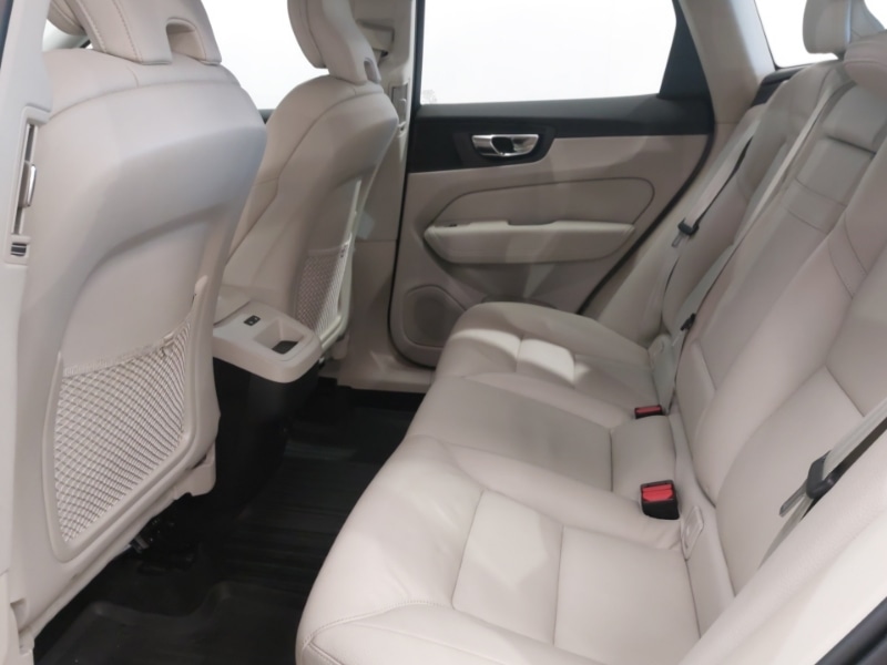 Used Volvo XC60 2021 for sale - 77385778: Photo 6