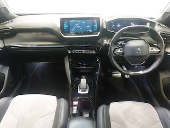 Used Peugeot 2008 2021 for sale - 78611622: Photo