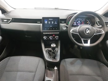 Used Renault Clio 2023 for sale - 78821376: Photo