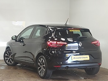Used Renault Clio 2023 for sale - 78821376: Photo