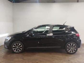 Used Renault Clio 2023 for sale - 78821376: Photo