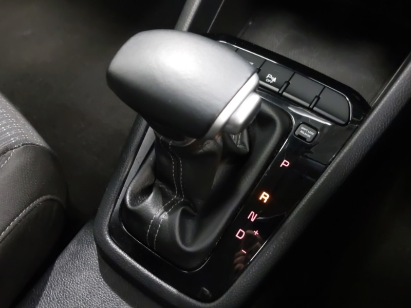 Used Kia Stonic 2022 for sale - 78113695: Photo 12