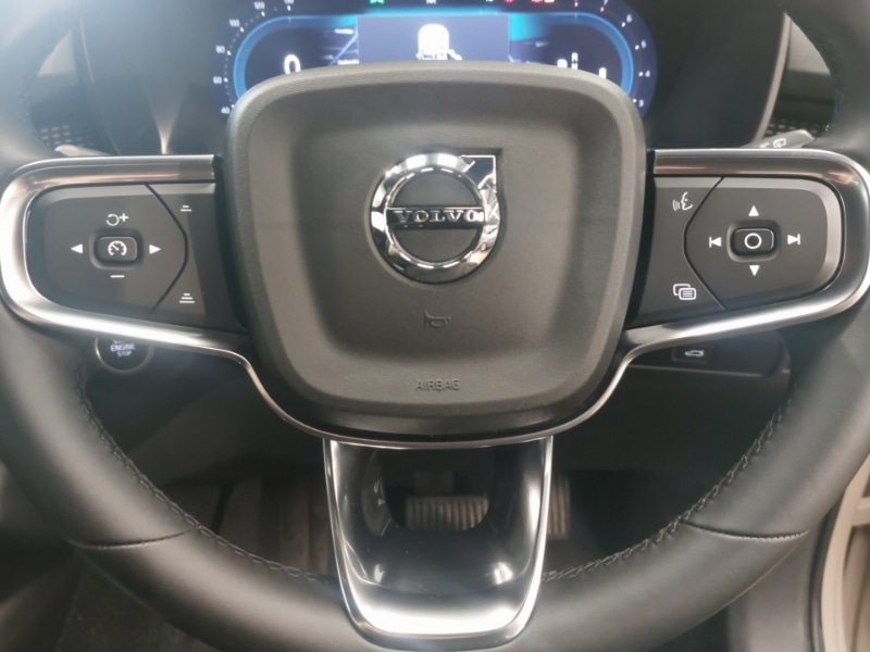 Used Volvo XC40 2024 for sale - 77228770: Photo 16