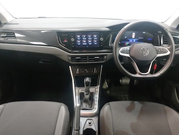 Used Volkswagen Polo 2024 for sale - 78317793: Photo