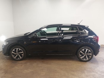 Used Volkswagen Polo 2024 for sale - 78317793: Photo