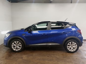 Used Renault Captur 2020 for sale - 78783100: Photo