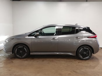 Used Nissan Leaf 2022 for sale - 77114766: Photo