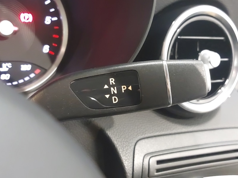 Used Mercedes-Benz GLC 2020 for sale - 76664057: Photo 12