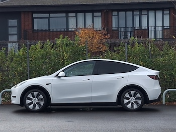 Used Tesla Model Y 2023 for sale - 76683447: Photo