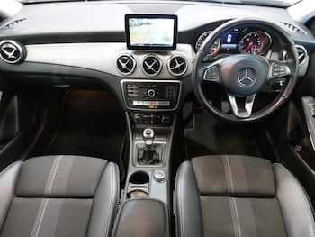 Used Mercedes-Benz GLA 2019 for sale - 77987814: Photo