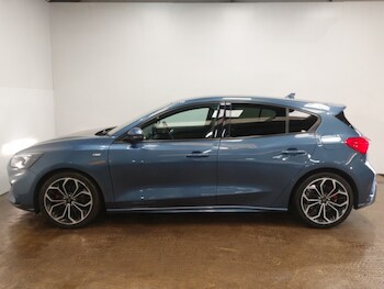 Used Ford Focus 2018 for sale - 77999940: Photo