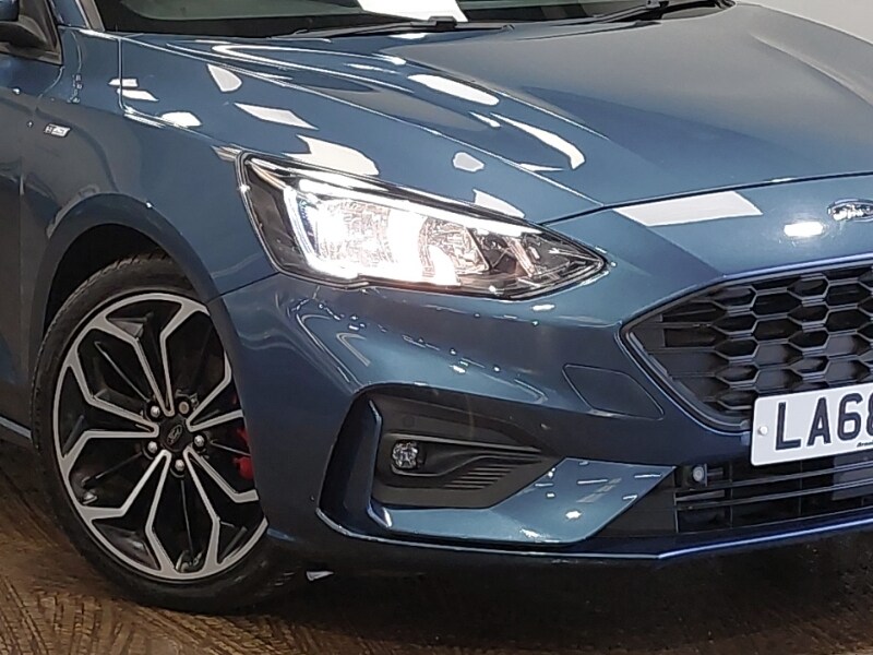 Used Ford Focus 2018 for sale - 77999940: Photo 9