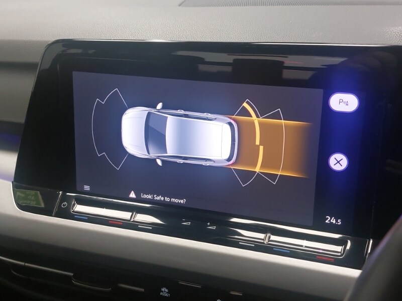 Used Volkswagen Golf 2023 for sale - 77126404: Photo 17