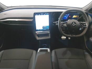 Used Renault Scenic E-Tech 2024 for sale - 77518165: Photo