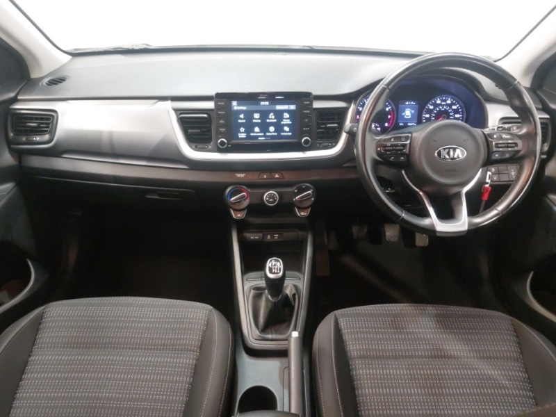 Used Kia Stonic 2018 for sale - 78164237: Photo 2