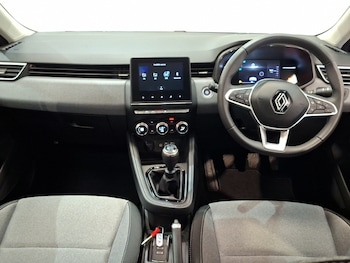Used Renault Clio 2024 for sale - 79457731: Photo